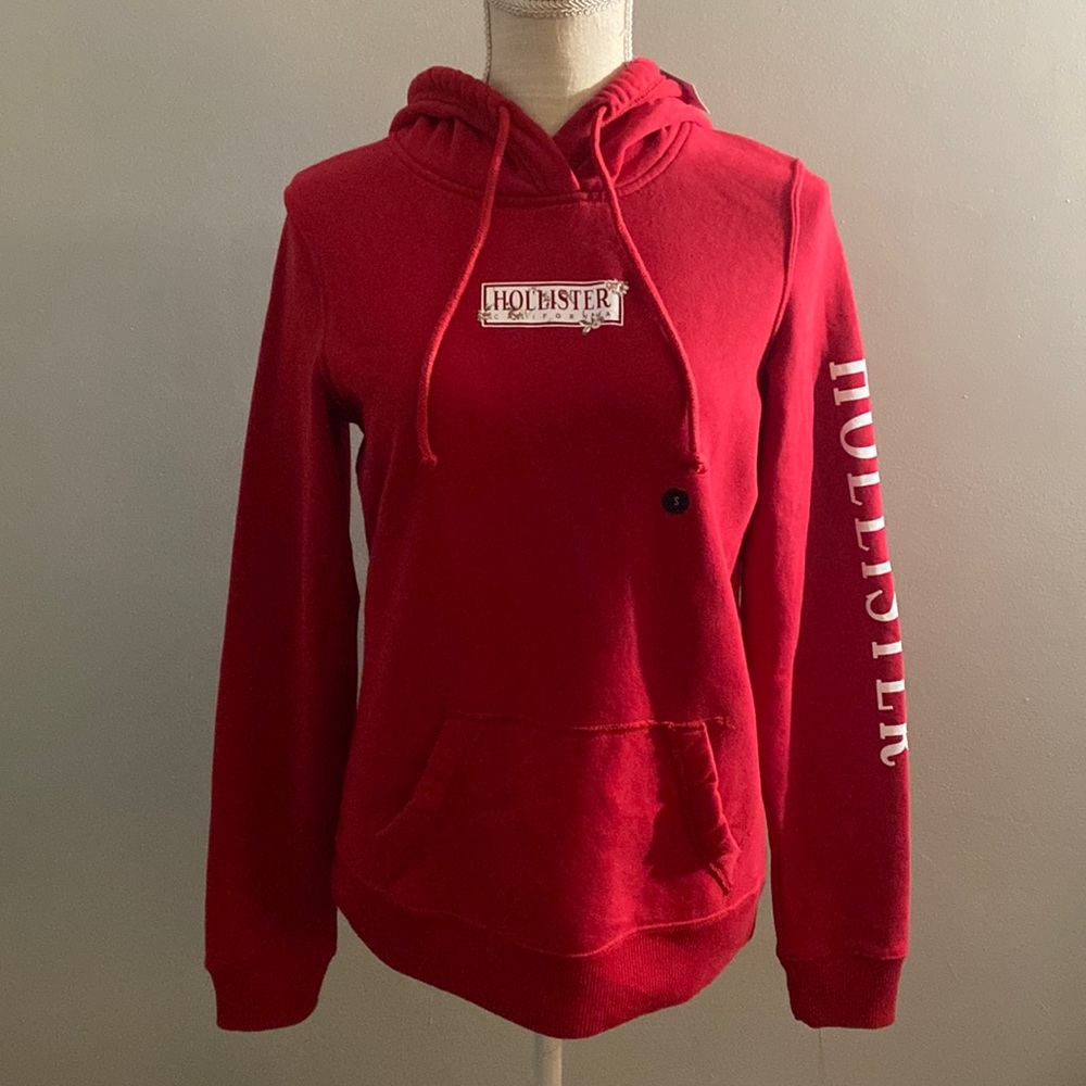 New with Tags Red Hooded Hollister Sweatshirt - Size Small